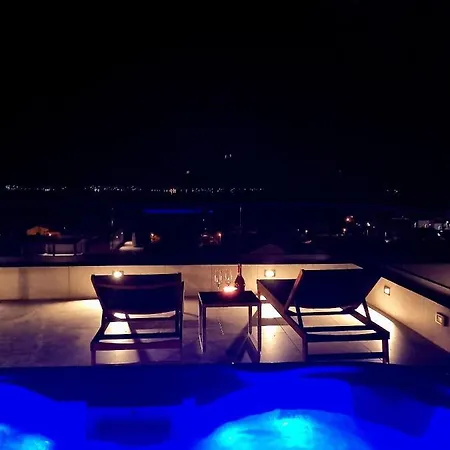 Seaview Apartment