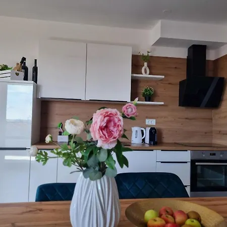 Seaview * スベティ・フィリップ・イ・ヤコブ