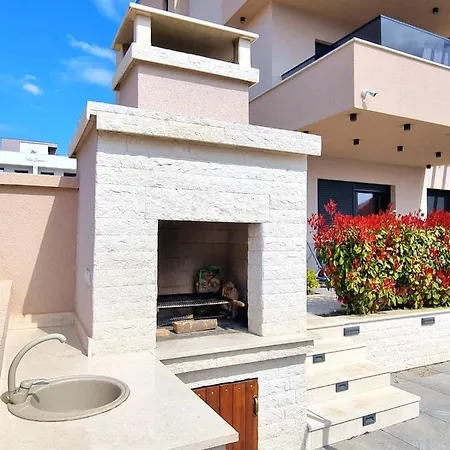 Appartement Seaview Sveti Filip i Jakov