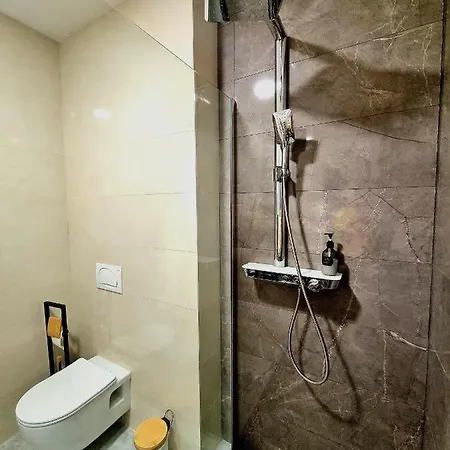 Seaview スベティ・フィリップ・イ・ヤコブ