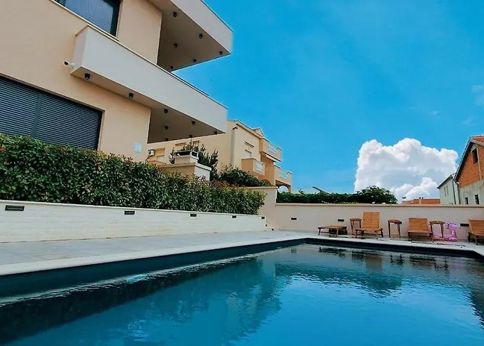 Seaview Апартаменты